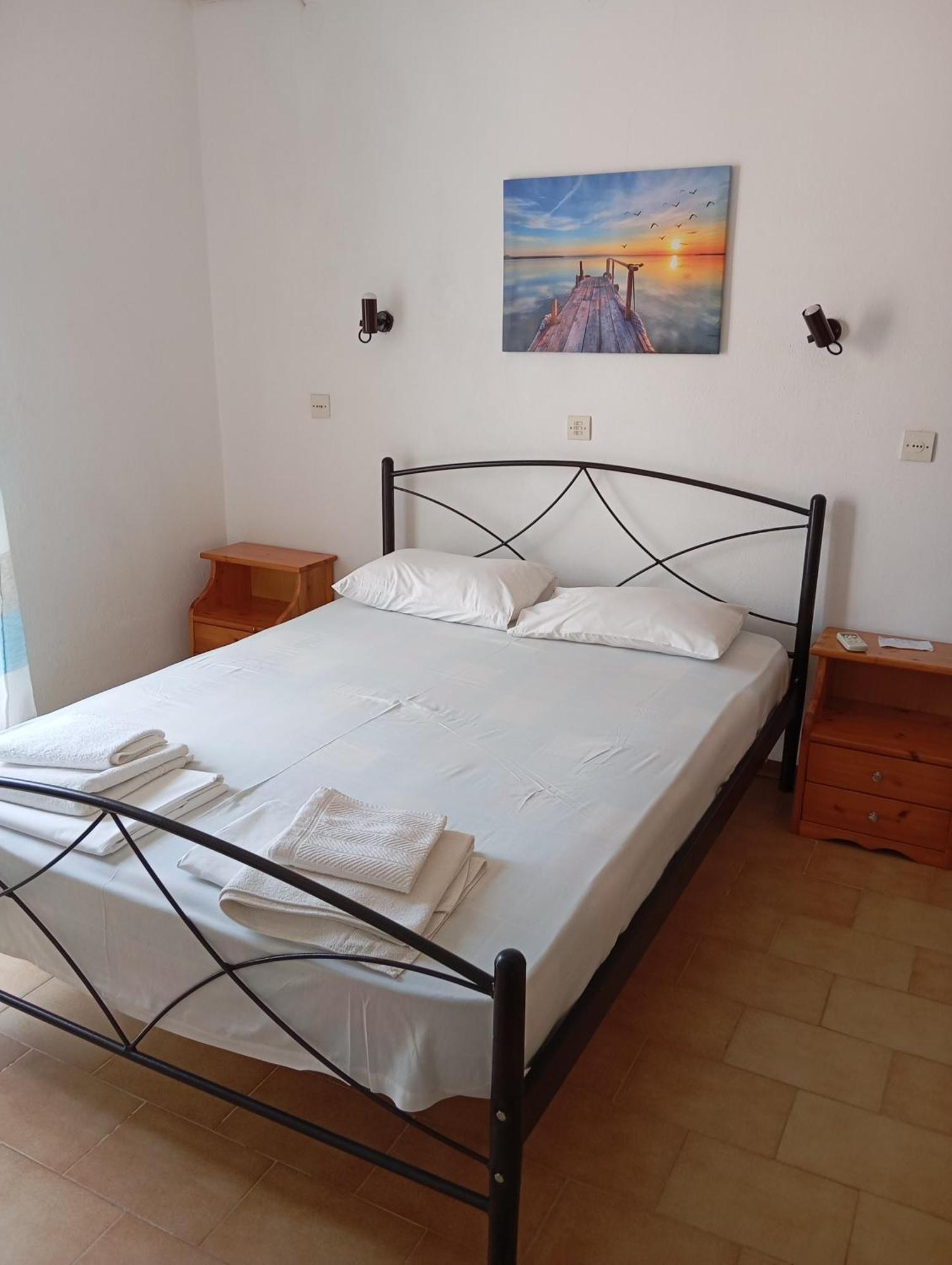 George Rooms Votsi  Exterior foto